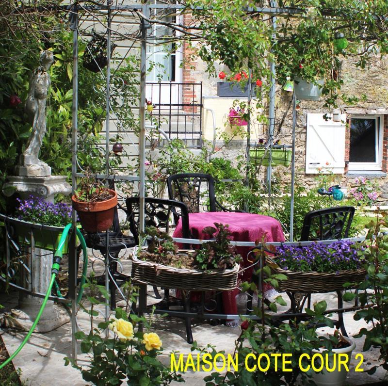 Chez Martine Et Bernard Bed & Breakfast Saint-Vincent-Sterlanges Exterior photo